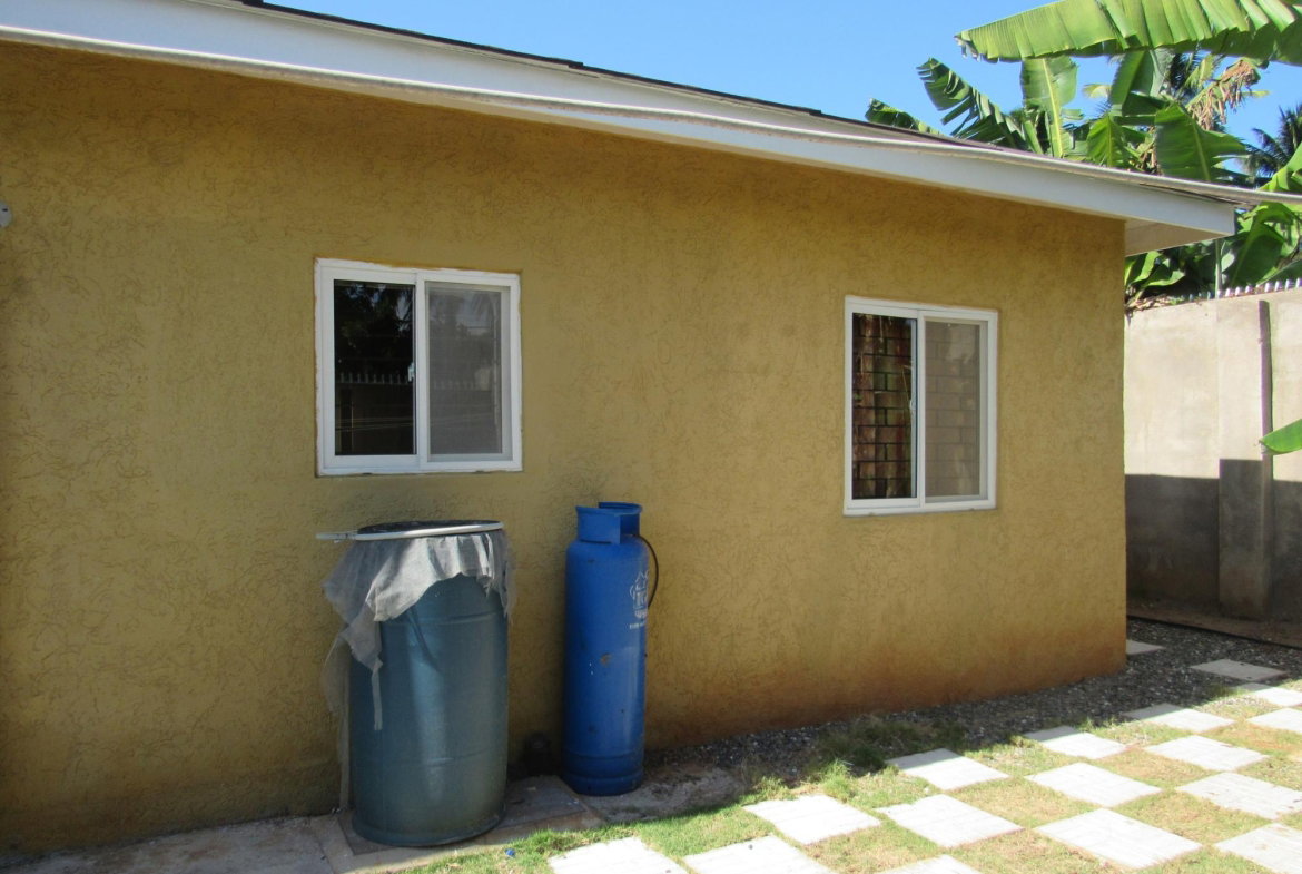 Fourteenth image of 32 Keystone Pines in Spanish Town, St. Catherine, Jamaica - property is For Rent