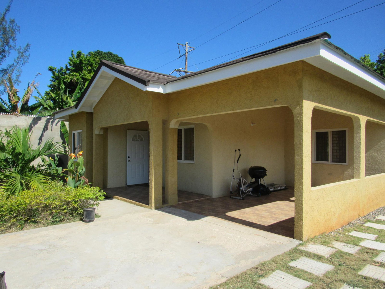Cozy-3-Bedroom-House-for-Rent-in-Keystone-Pines-St.-Catherine Sixth image of 32 Keystone Pines in Spanish Town, St. Catherine, Jamaica - property is For Rent