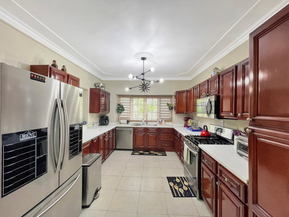 Second image of 10b Millsborough Crescent in Kingston 6, St. Andrew, Jamaica - property is For Rent
