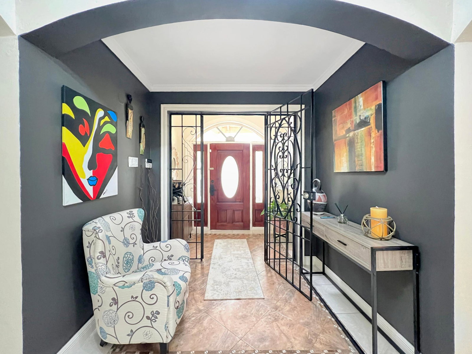 Third image of 10b Millsborough Crescent in Kingston 6, St. Andrew, Jamaica - property is For Rent