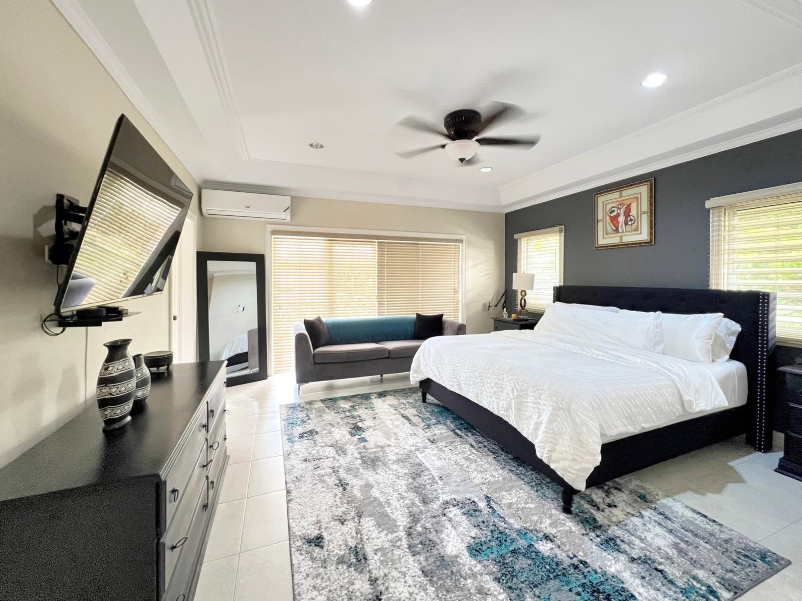 Seventh image of 10b Millsborough Crescent in Kingston 6, St. Andrew, Jamaica - property is For Rent