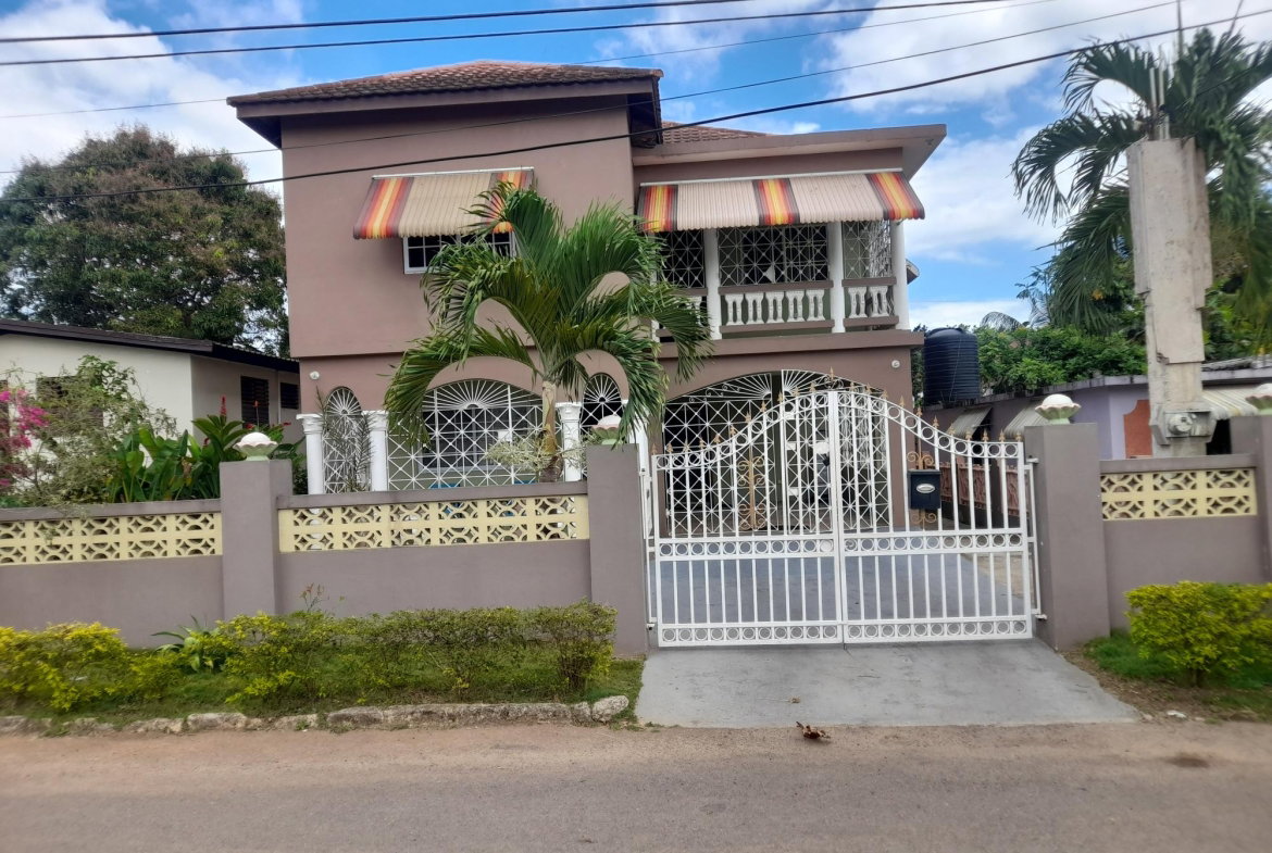 First image of 474 Lemon Close, Charlemont in Linstead, St. Catherine, Jamaica - property is For Sale