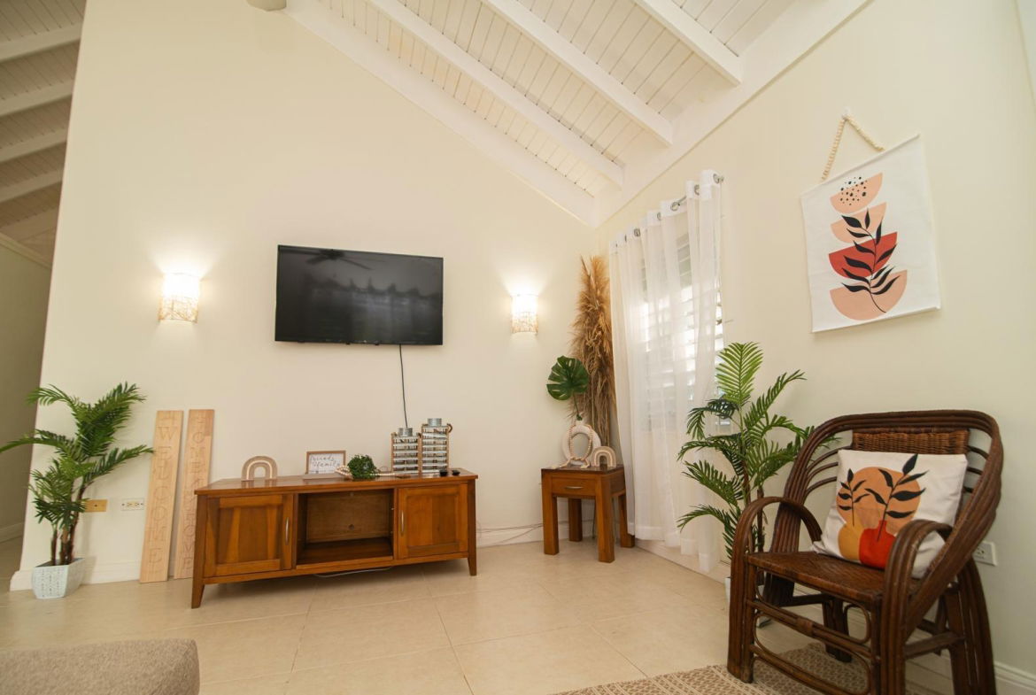 Fourteenth image of 353 Gardenia Avenue in Richmond, St. Ann, Jamaica - property is For Rent