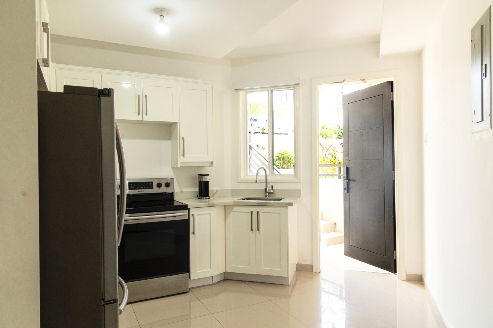 Sixth image of 14-5 Charlemont Avenue in Kingston 6, St. Andrew, Jamaica - property is For Rent