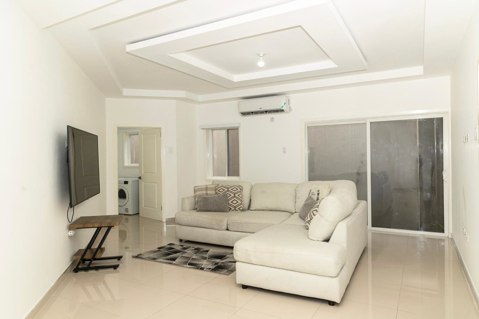 Seventh image of 14-5 Charlemont Avenue in Kingston 6, St. Andrew, Jamaica - property is For Rent