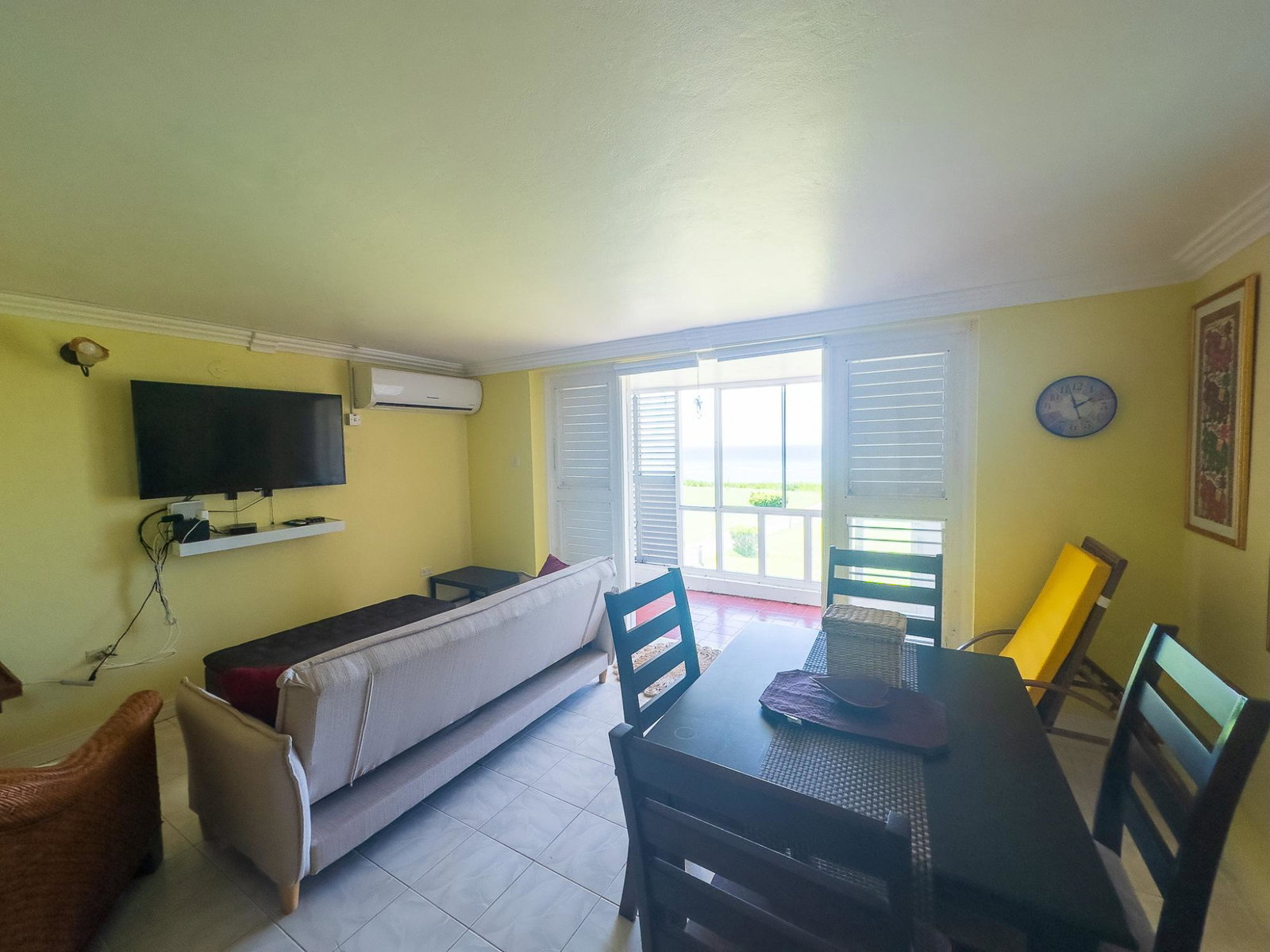 Furnished-1-Bedroom-Apartment-for-Rent-in-Montego-Bay-Jamaica Thirteenth image of F16-seacastle Rose Hall in Montego Bay, St. James, Jamaica - property is For Rent