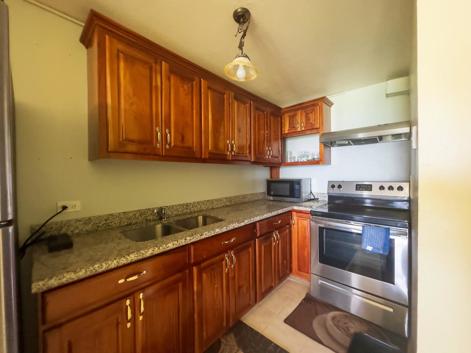 Furnished-1-Bedroom-Apartment-for-Rent-in-Montego-Bay-Jamaica Fifteenth image of F16-seacastle Rose Hall in Montego Bay, St. James, Jamaica - property is For Rent
