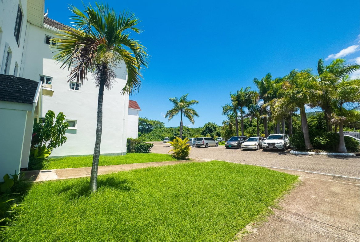 Third image of F16-seacastle Rose Hall in Montego Bay, St. James, Jamaica - property is For Rent