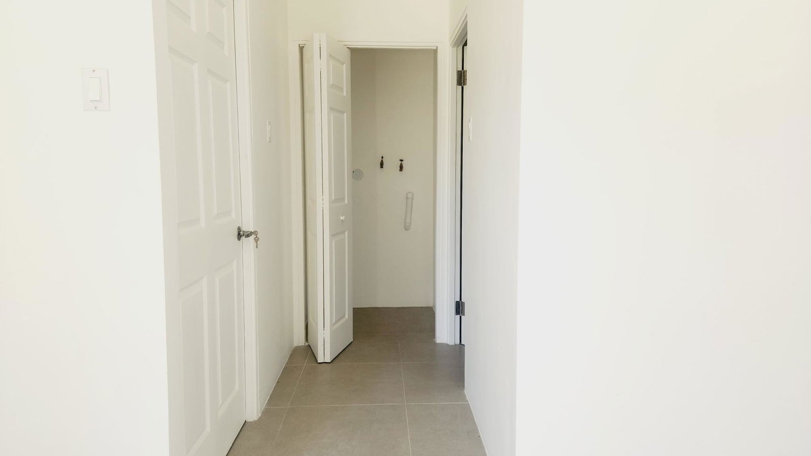 Ground-Floor-Apartment-for-Sale-in-Abia-Kingston-Modern-Amenities Seventeenth image of 32-67 Shortwood Road, Kingston in Kingston 8, St. Andrew, Jamaica - property is For Sale