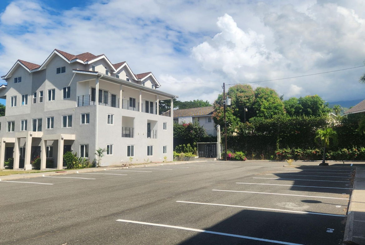 Ground-Floor-Apartment-for-Sale-in-Abia-Kingston-Modern-Amenities Seventh image of 32-67 Shortwood Road, Kingston in Kingston 8, St. Andrew, Jamaica - property is For Sale