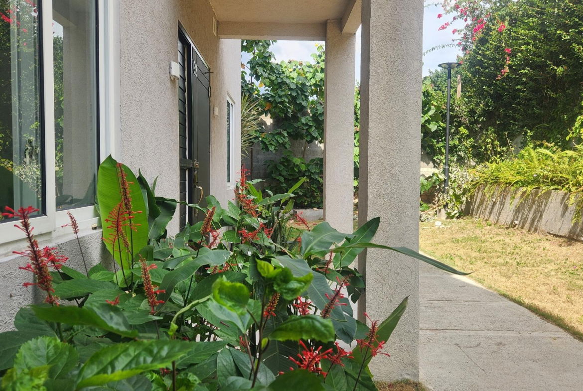 Ground-Floor-Apartment-for-Sale-in-Abia-Kingston-Modern-Amenities Tenth image of 32-67 Shortwood Road, Kingston in Kingston 8, St. Andrew, Jamaica - property is For Sale