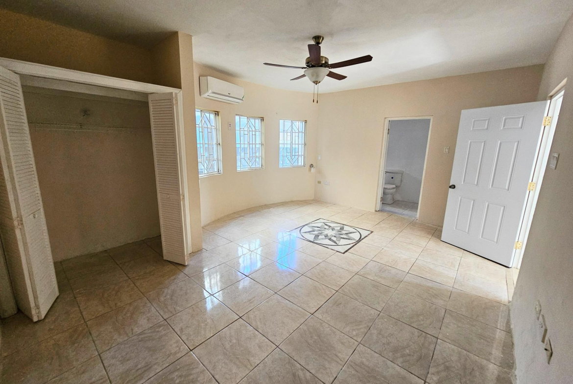 Tenth image of 2-1595 Bogue Village in Montego Bay, St. James, Jamaica - property is For Rent