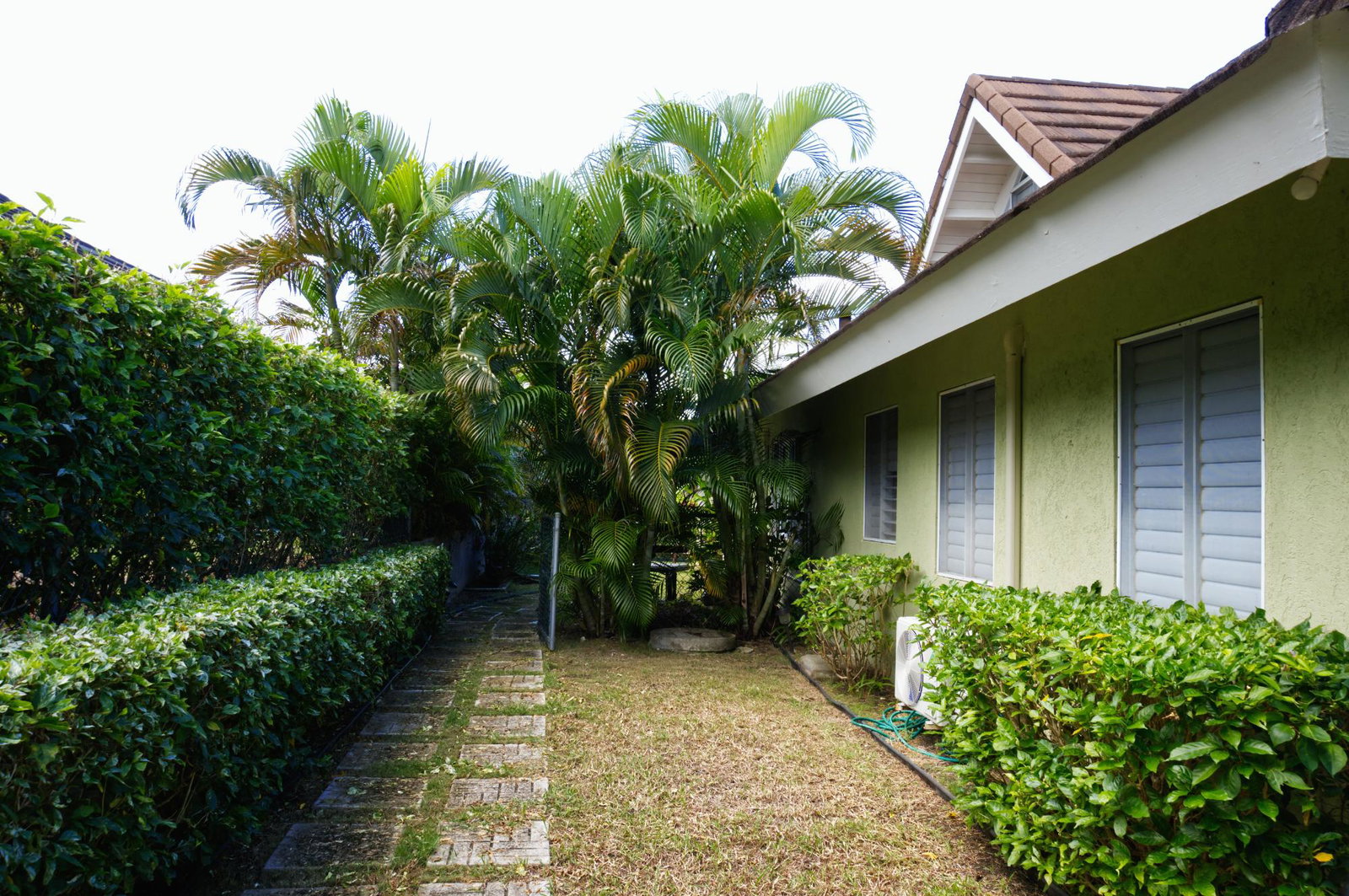 Luxurious-Villa-for-Rent-in-Richmond-Estates-Palms-St.-Ann-Jamaica Thirteenth image of 314 Guava Avenue in Laughlands, St. Ann, Jamaica - property is For Rent
