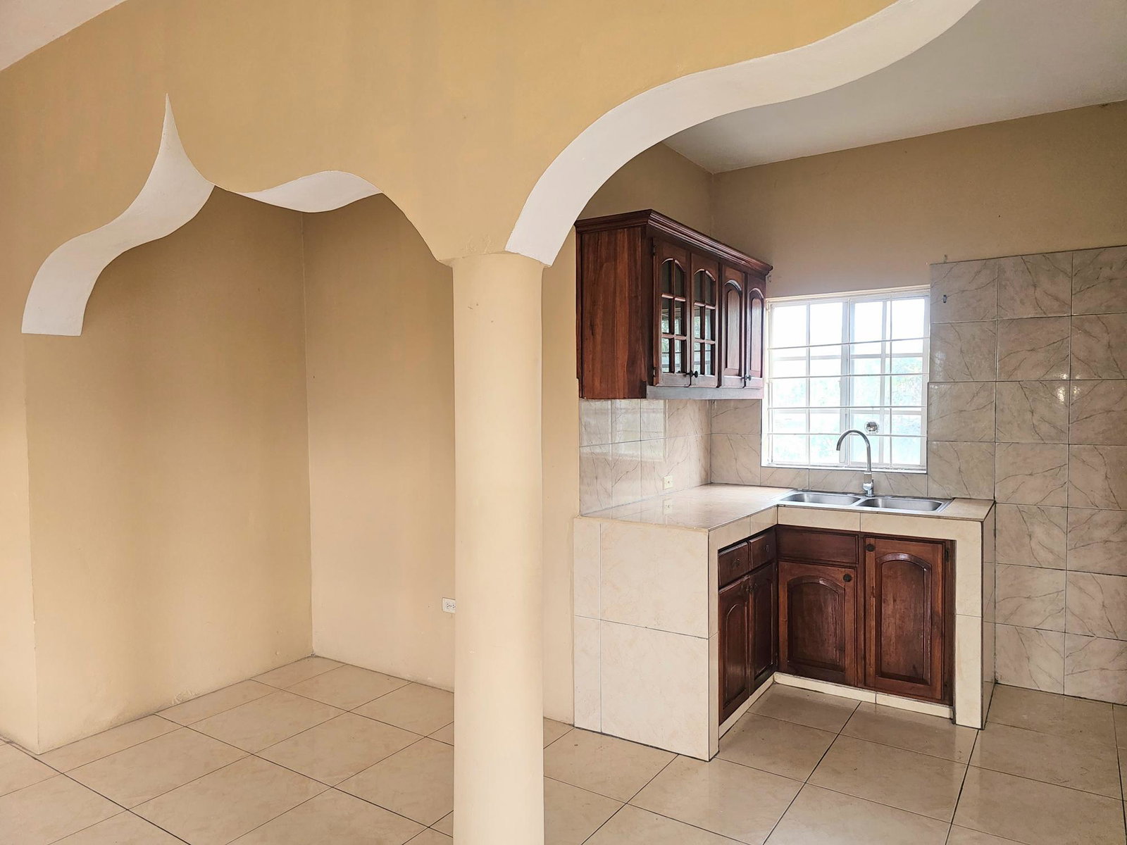 Luxury-2-Bedroom-Apartment-for-Rent-in-Catherine-Mount-Jamaica Seventh image of Top Floor-82 Catherine Mount in Montego Bay, St. James, Jamaica - property is For Rent