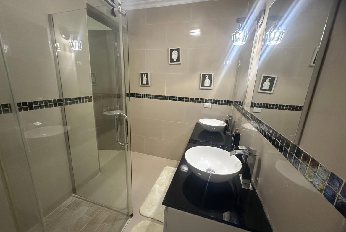 Eleventh image of 19- Wellington Drive in Kingston 6, St. Andrew, Jamaica - property is For Rent