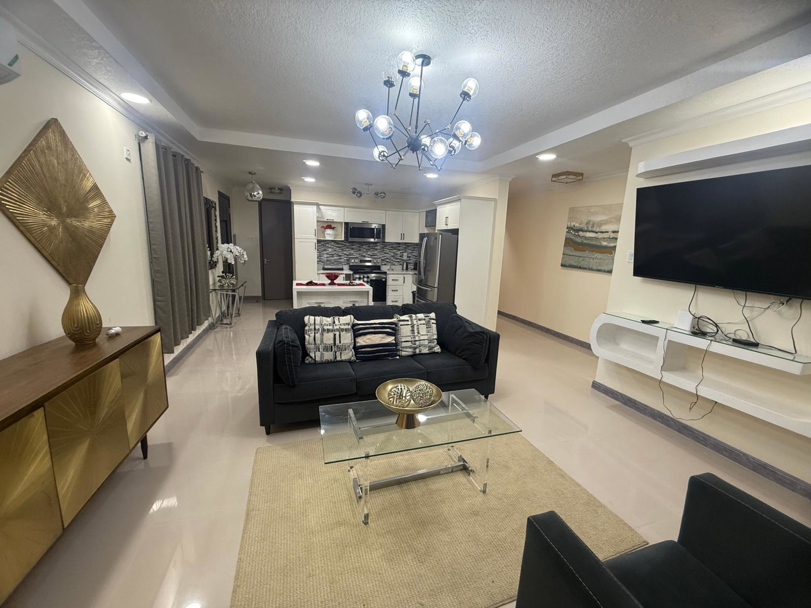 Fourth image of 19- Wellington Drive in Kingston 6, St. Andrew, Jamaica - property is For Rent