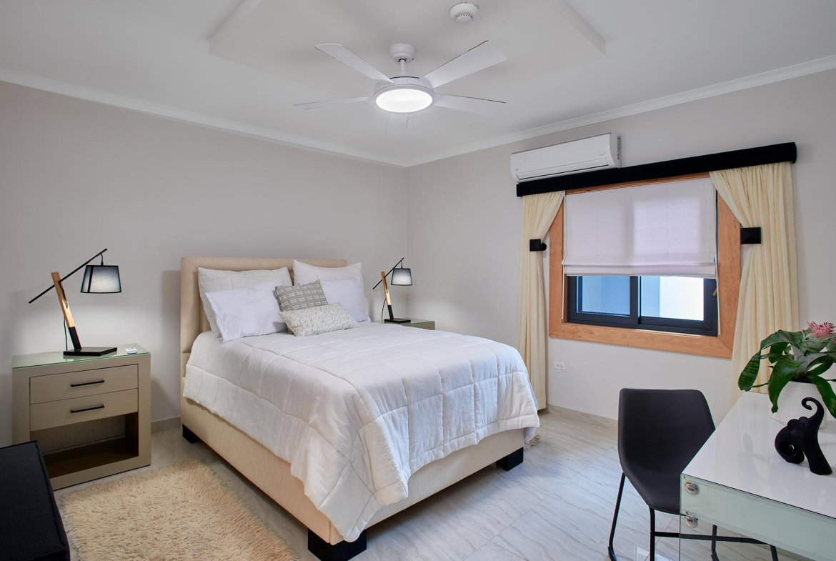 Eighteenth image of 11a-1 Tavistock Terrace in Kingston 6, St. Andrew, Jamaica - property is For Rent