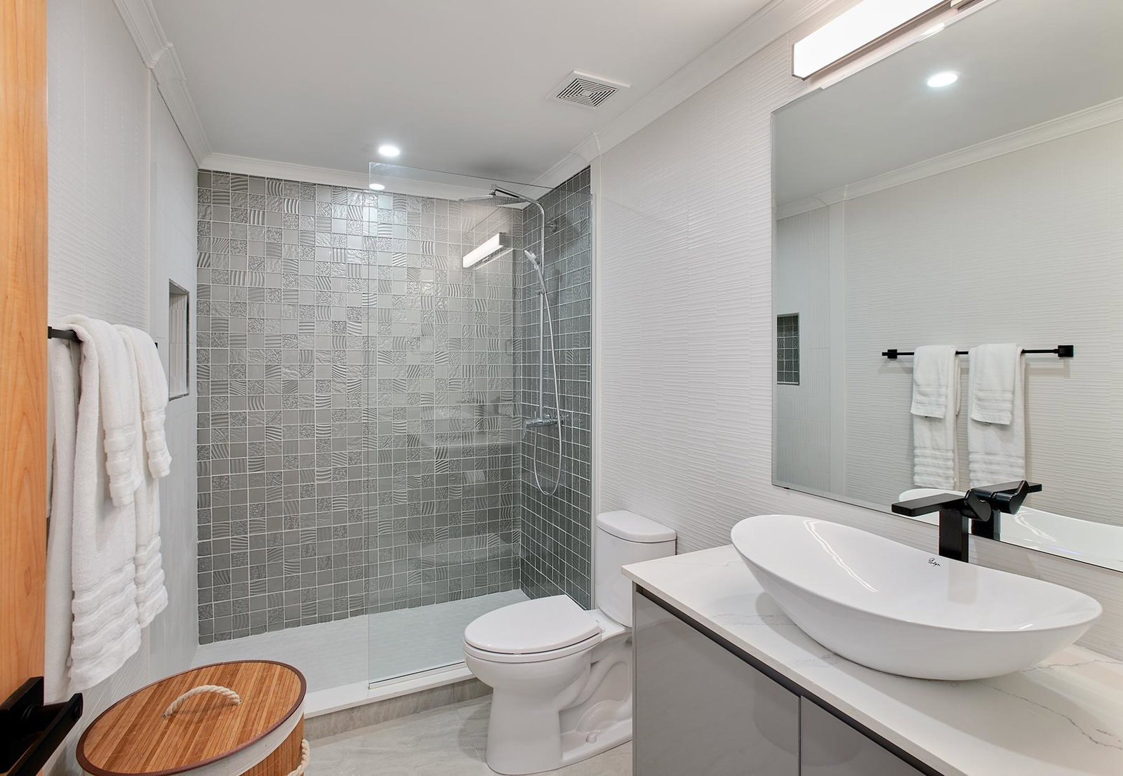 Nineteenth image of 11a-1 Tavistock Terrace in Kingston 6, St. Andrew, Jamaica - property is For Rent