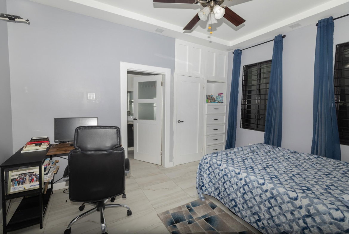 Ninth image of 12-7 Sunset Drive in Constant Spring P.O., St. Andrew, Jamaica - property is For Sale