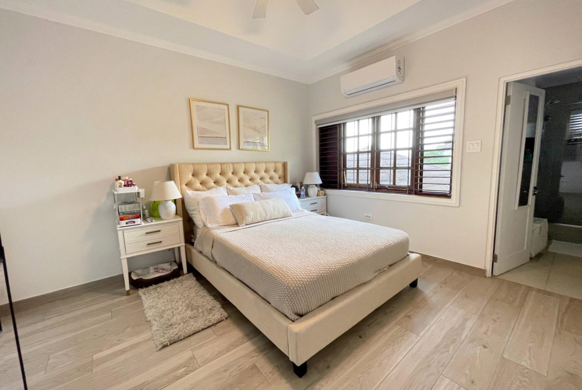 Seventeenth image of 10-11 Millsborough Avenue in Kingston 6, St. Andrew, Jamaica - property is For Rent