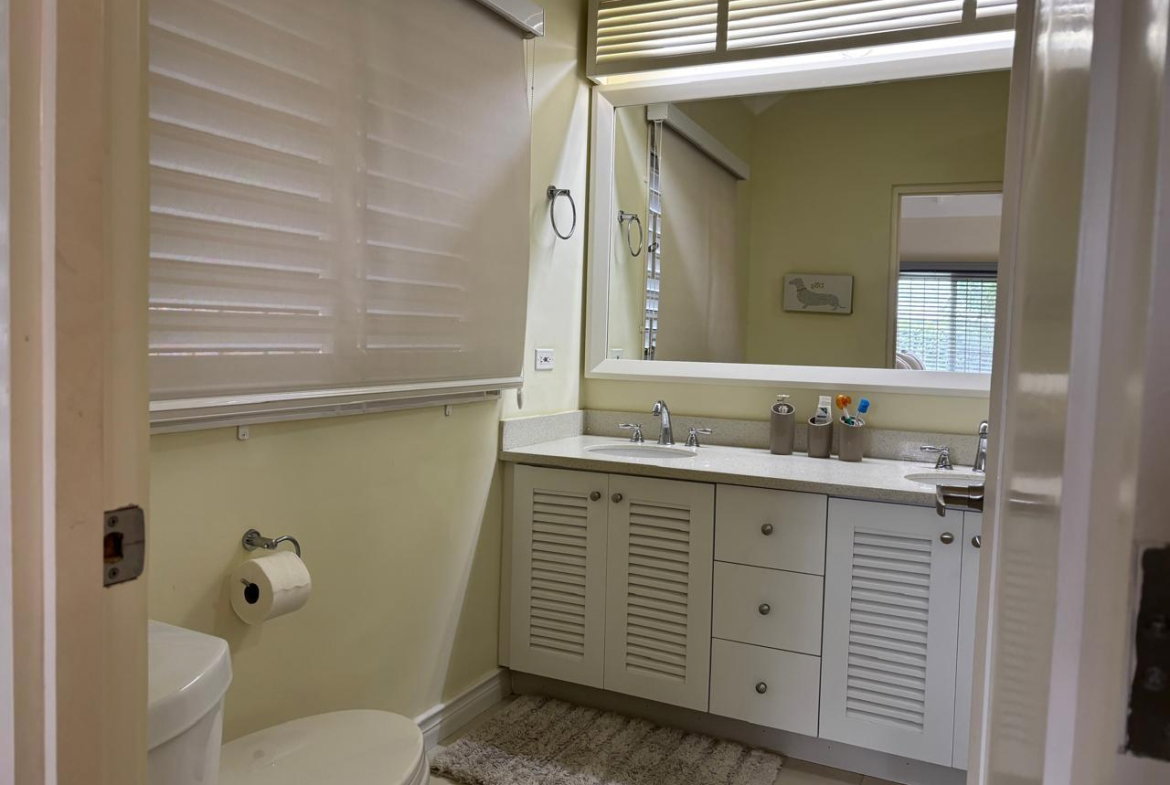 Eleventh image of 925 Bougainvillea Avenue in Richmond, St. Ann, Jamaica - property is For Rent