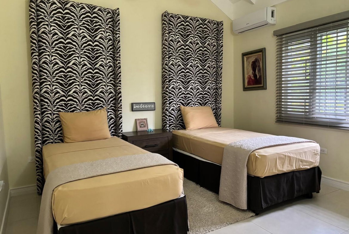 Sixteenth image of 925 Bougainvillea Avenue in Richmond, St. Ann, Jamaica - property is For Rent