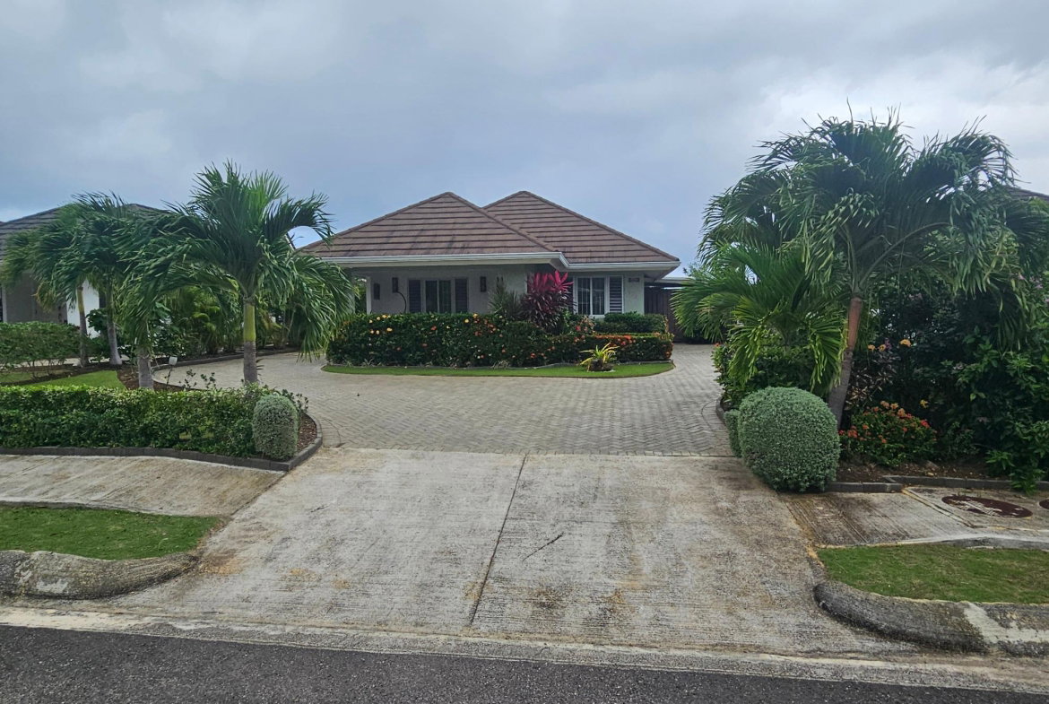 Third image of 925 Bougainvillea Avenue in Richmond, St. Ann, Jamaica - property is For Rent