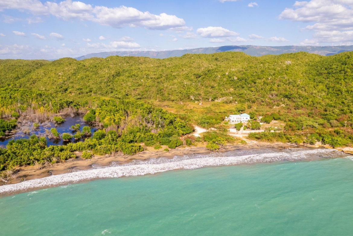 Sixteenth image of Fort Charles, Treasure be in Treasure Beach, St. Elizabeth, Jamaica - property is For Sale
