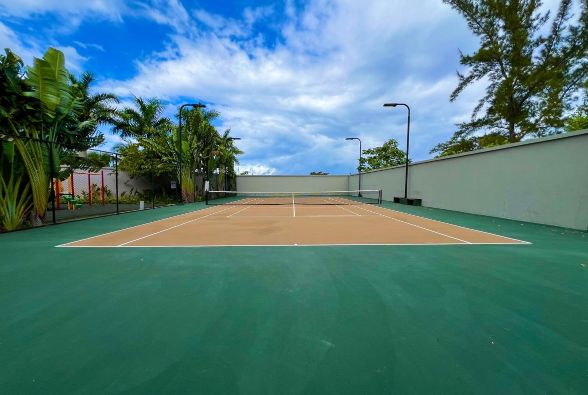 Twenty-Fourth image of Apt. 401- Soleil, Freeport in Montego Bay, St. James, Jamaica - property is For Rent