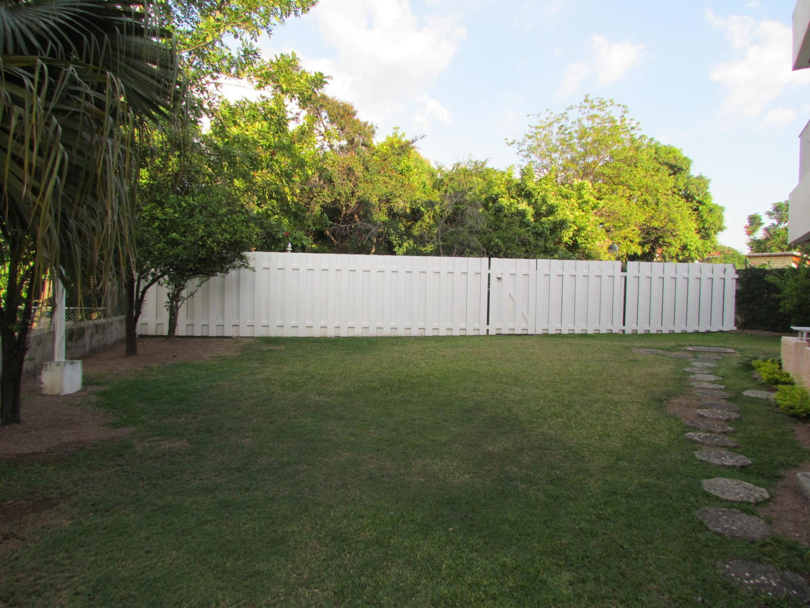 Third image of 334-6 Marley Road in Kingston 6, St. Andrew, Jamaica - property is For Rent