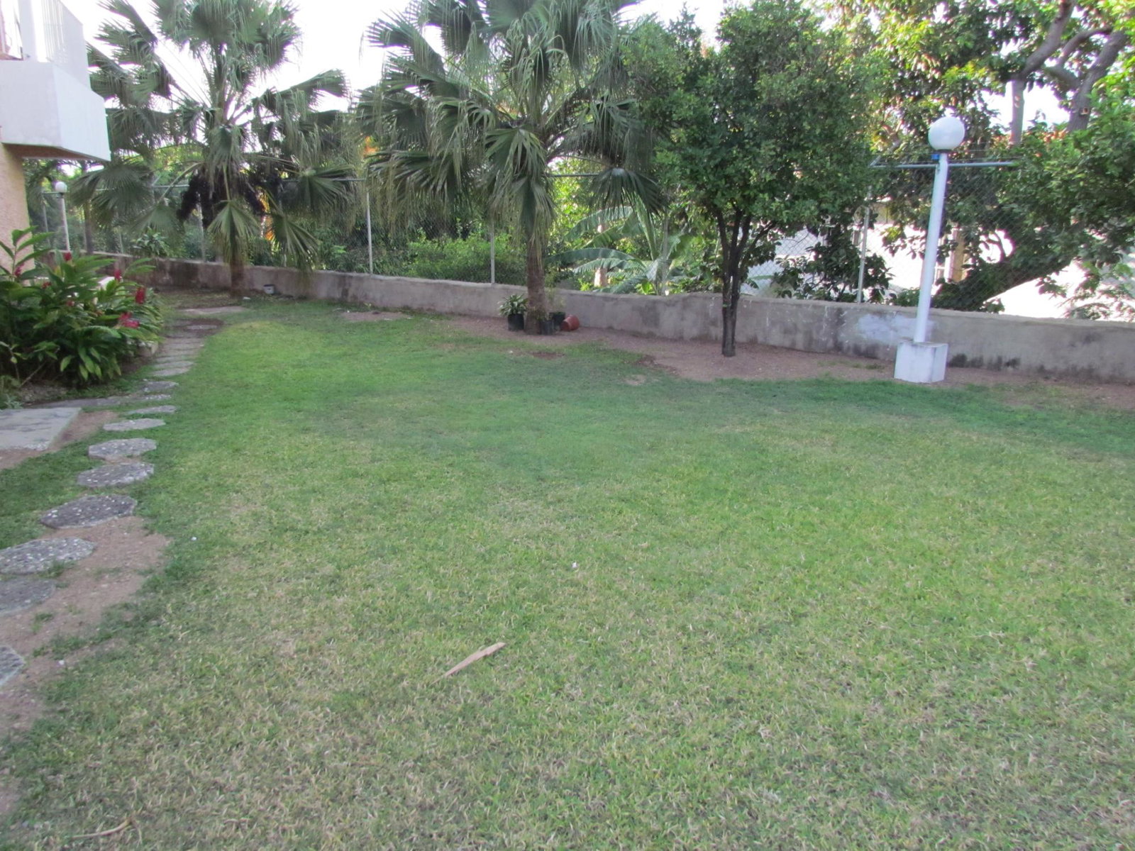 Fourth image of 334-6 Marley Road in Kingston 6, St. Andrew, Jamaica - property is For Rent