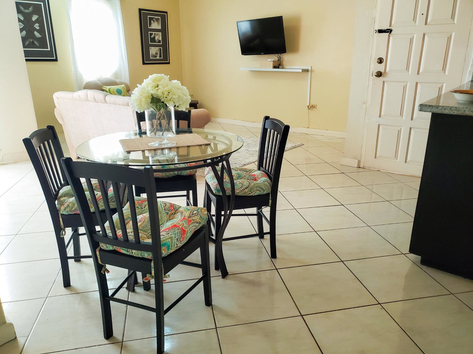 Sixth image of 334-6 Marley Road in Kingston 6, St. Andrew, Jamaica - property is For Rent