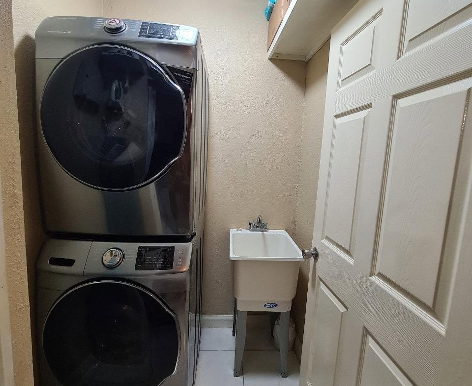 Seventeenth image of 3-10 Grosvenor Terrace in Kingston 8, St. Andrew, Jamaica - property is For Rent