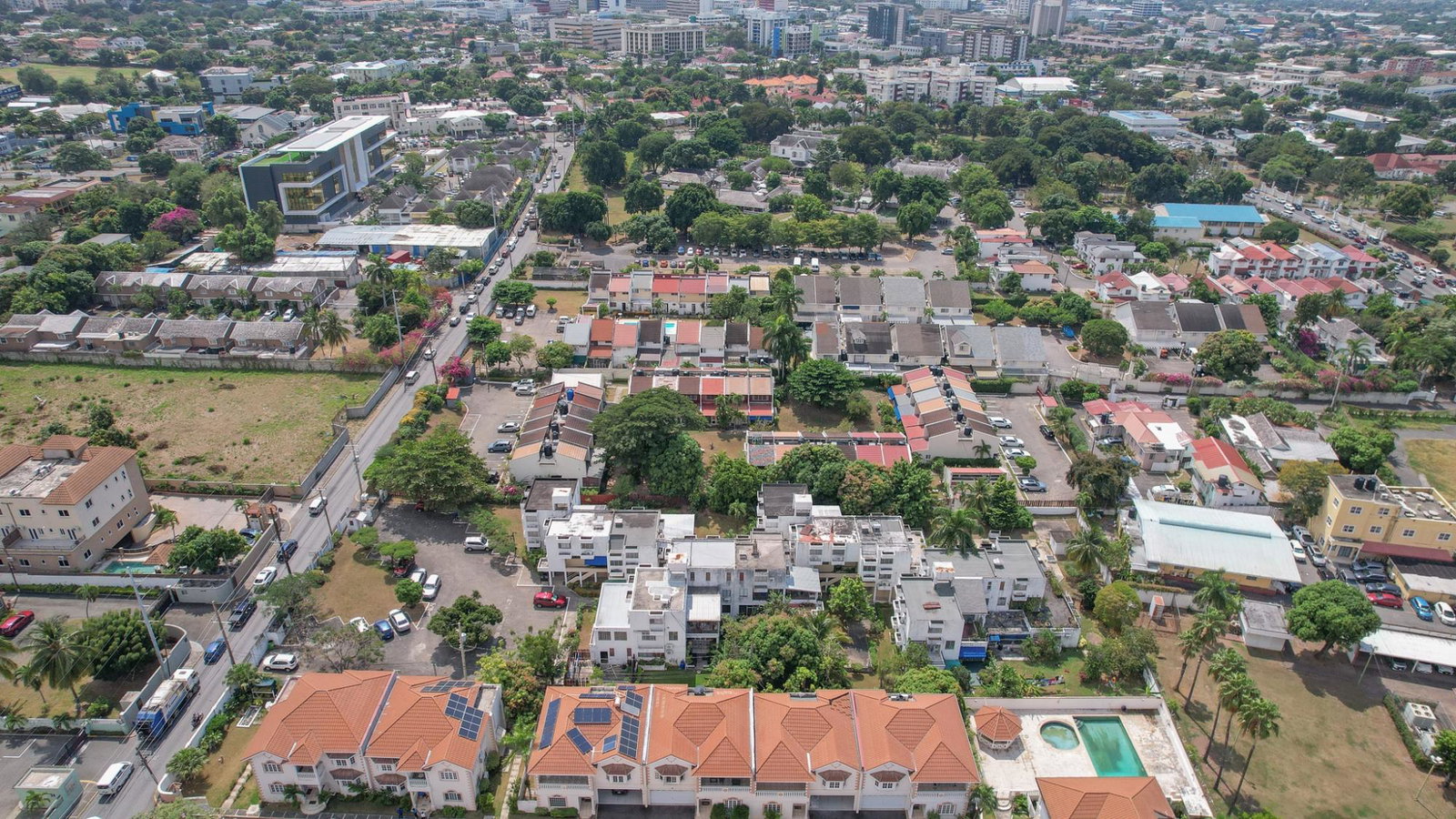 Second image of 19-7 Kingsway in Kingston 10, St. Andrew, Jamaica - property is For Rent