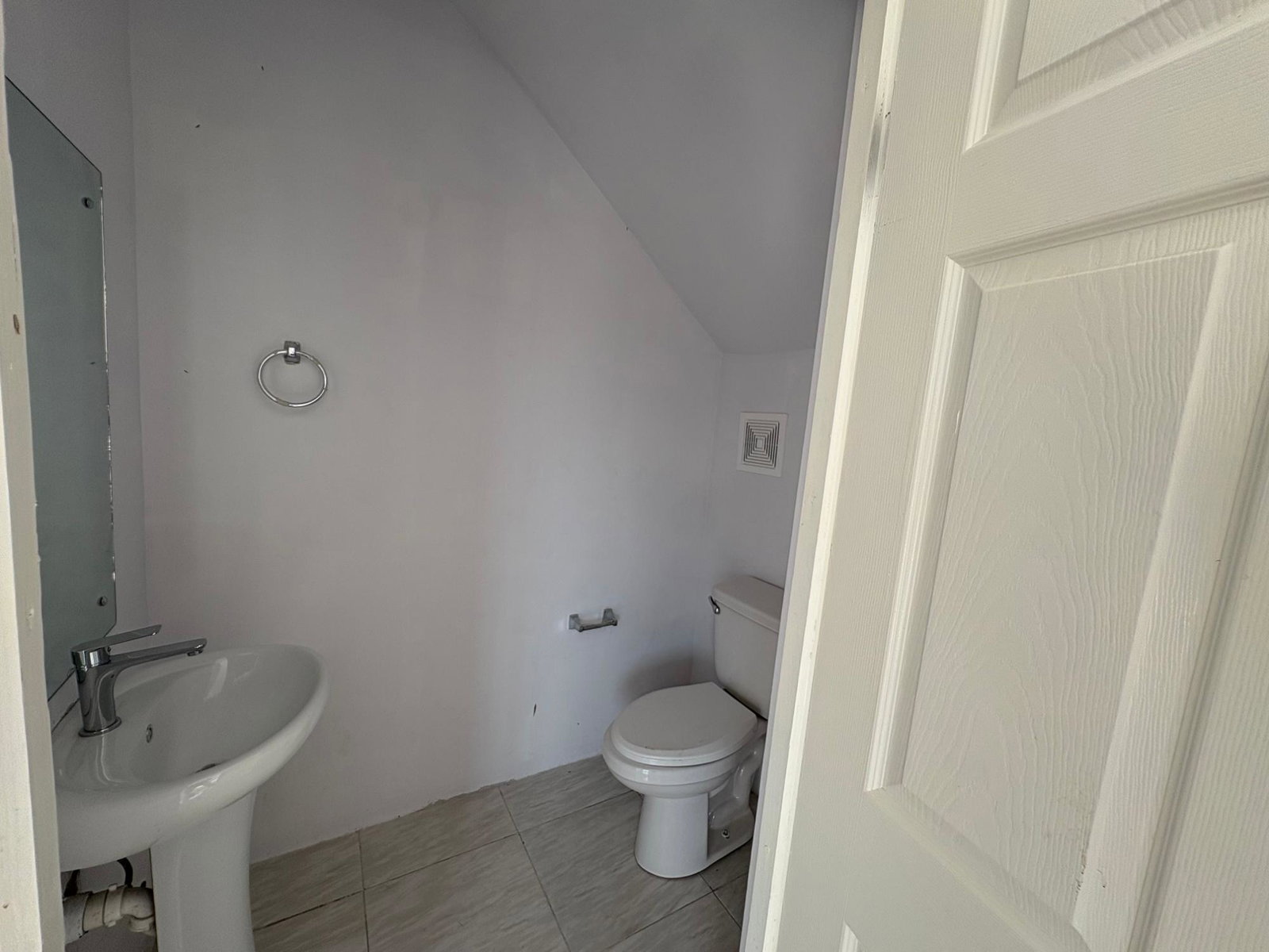 Sixth image of 132- Sandown Palms in Greater Portmore, St. Catherine, Jamaica - property is For Rent