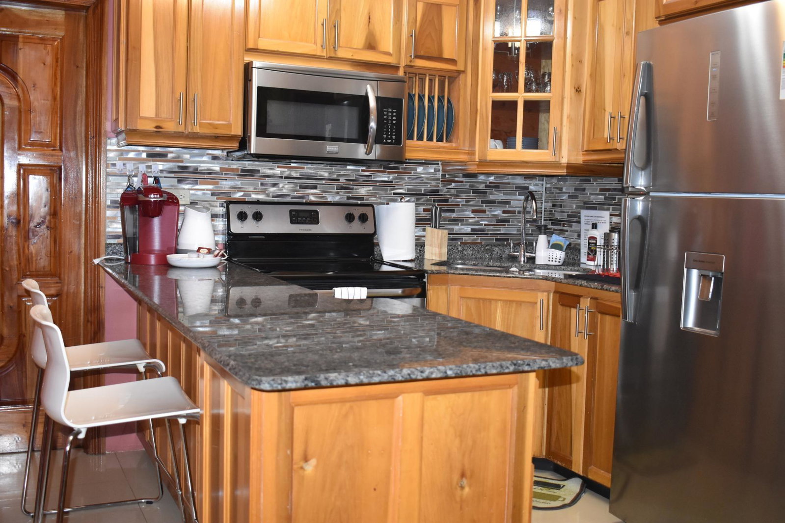 Seventh image of 23-7 Liguanea Avenue, Kingston in Kingston 6, St. Andrew, Jamaica - property is For Rent