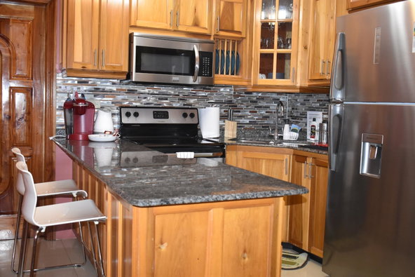 Seventh image of 23-7 Liguanea Avenue, Kingston in Kingston 6, St. Andrew, Jamaica - property is For Rent