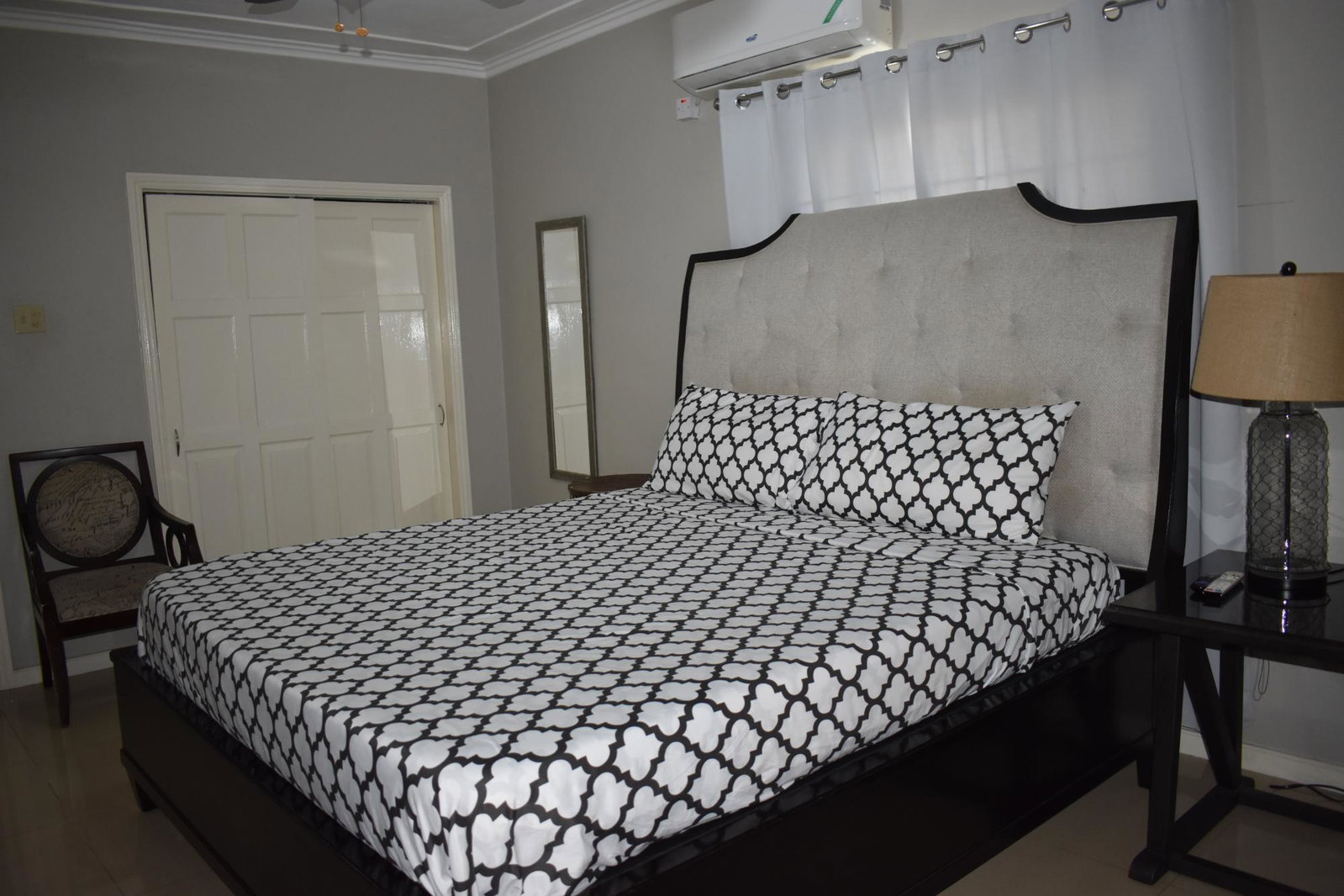 Sixteenth image of 23-7 Liguanea Avenue, Kingston in Kingston 6, St. Andrew, Jamaica - property is For Rent