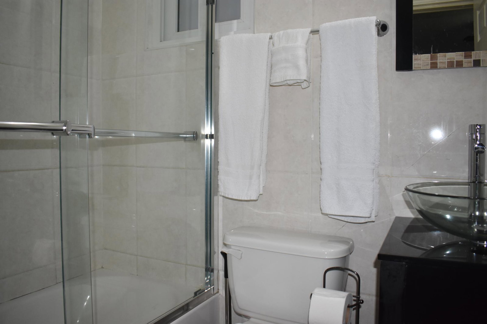 Nineteenth image of 23-7 Liguanea Avenue, Kingston in Kingston 6, St. Andrew, Jamaica - property is For Rent