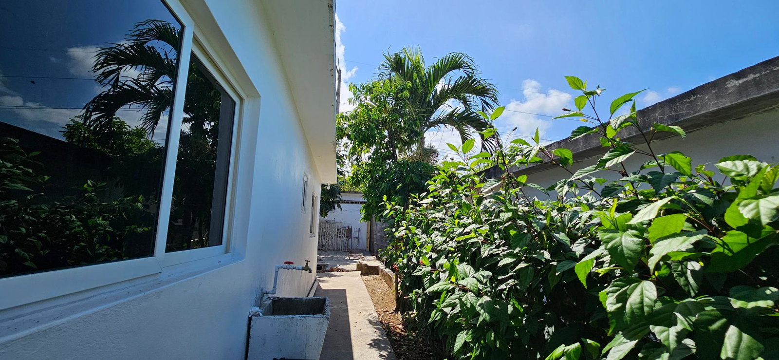 Eighteenth image of 122 Greenwich Close Mammee ba in Steer Town, St. Ann, Jamaica - property is For Rent