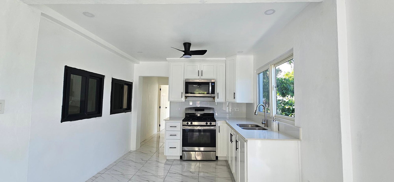 Ninth image of 122 Greenwich Close Mammee ba in Steer Town, St. Ann, Jamaica - property is For Rent