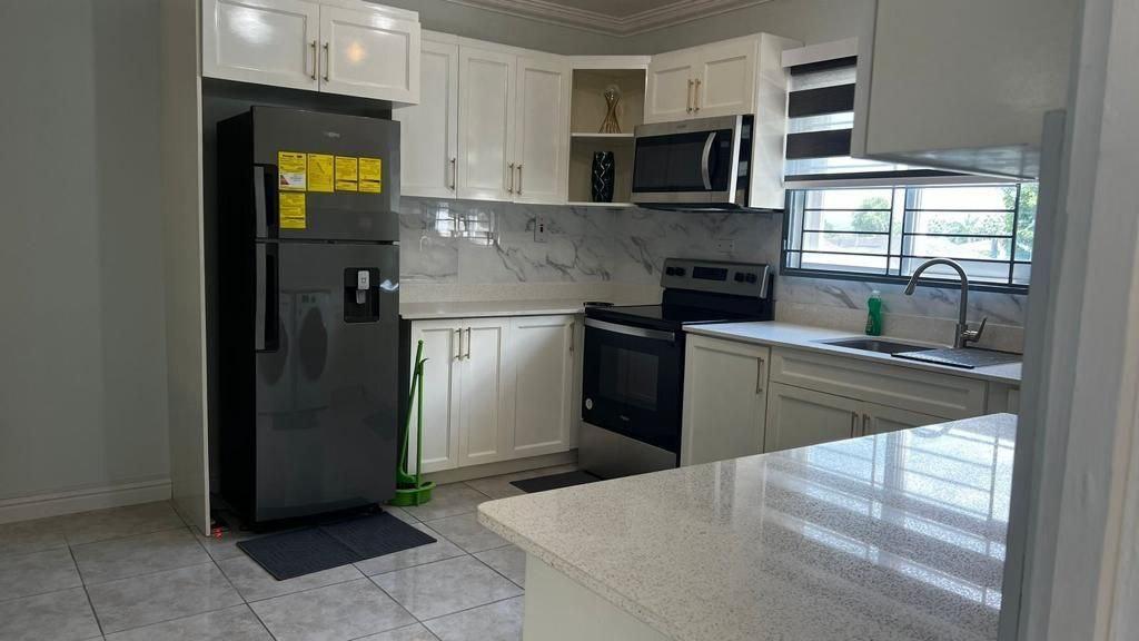 Fourth image of 5- Reading Manor in Montego Bay, St. James, Jamaica - property is For Rent