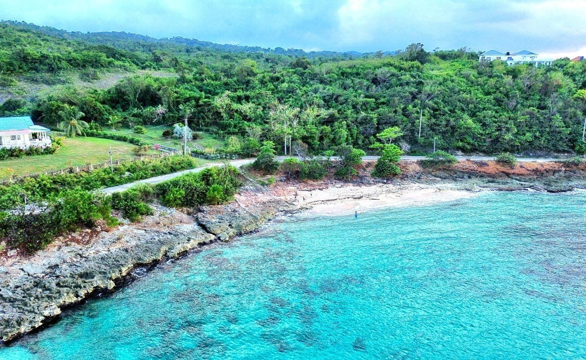 Second image of Pedro, Bull's Bay in Lucea, Hanover, Jamaica - property is For Sale