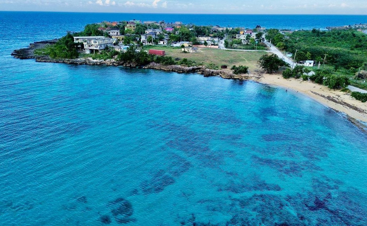 Twelfth image of Pedro, Bull's Bay in Lucea, Hanover, Jamaica - property is For Sale