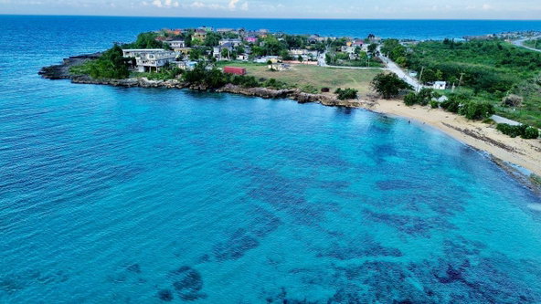 Twelfth image of Pedro, Bull's Bay in Lucea, Hanover, Jamaica - property is For Sale