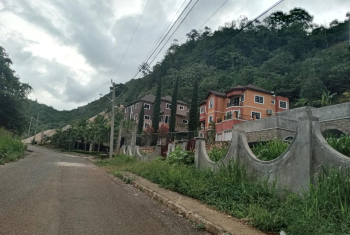 Twelfth image of West Bellevue Smokey Vale in Kingston 19, St. Andrew, Jamaica - property is For Sale