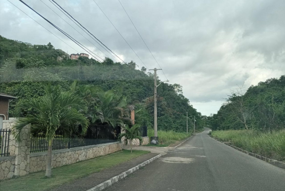 Seventeenth image of West Bellevue Smokey Vale in Kingston 19, St. Andrew, Jamaica - property is For Sale