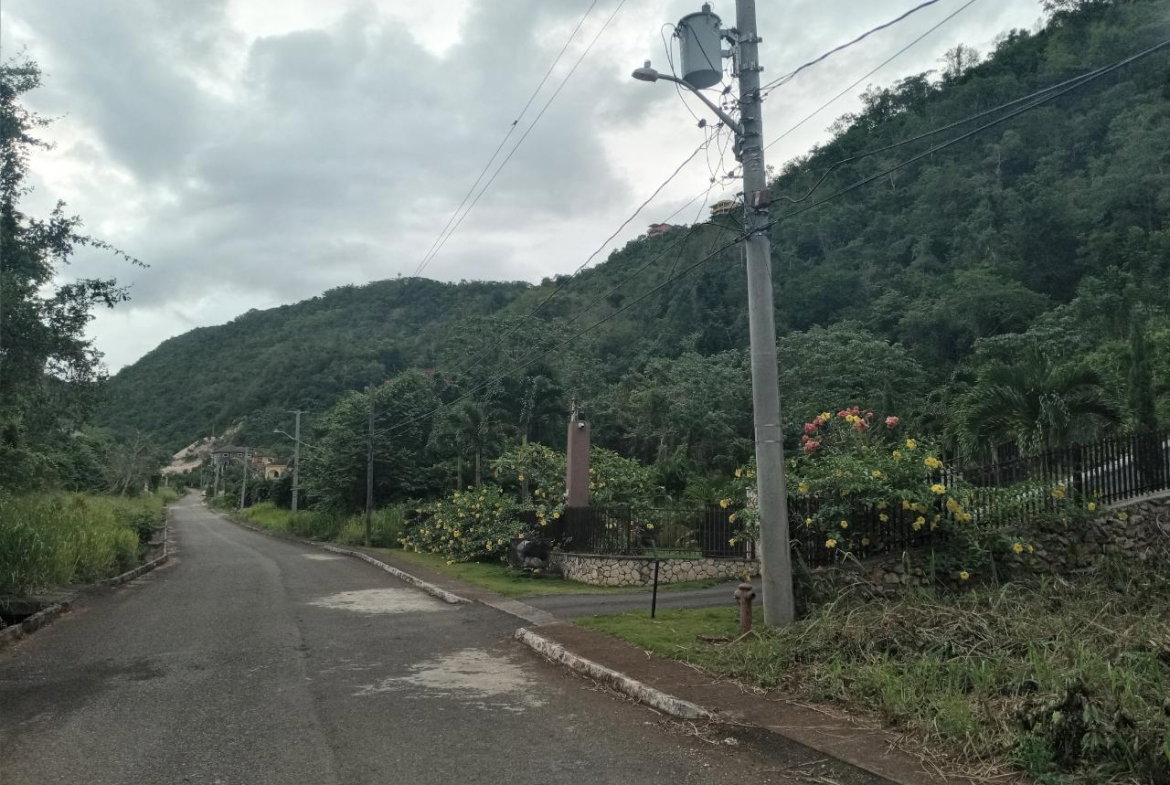 Ninth image of West Bellevue Smokey Vale in Kingston 19, St. Andrew, Jamaica - property is For Sale