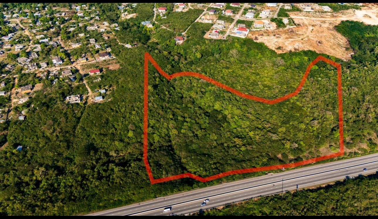 Second image of Toby Heights in Tobby Heights, Clarendon, Jamaica - property is For Sale