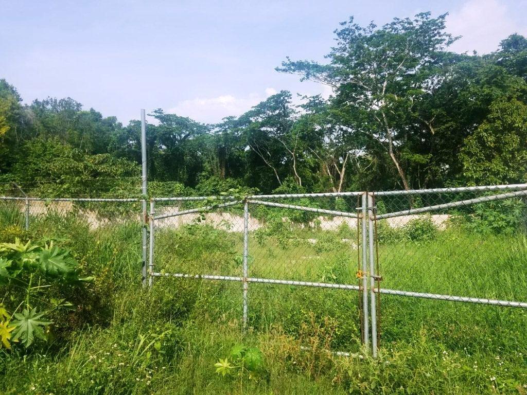Second image of 7 Porto Bello Heights in Porto Bello Heights, St. James, Jamaica - property is For Rent
